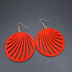 Red wood round earrings hollowed fan pattern boho jewelry statement